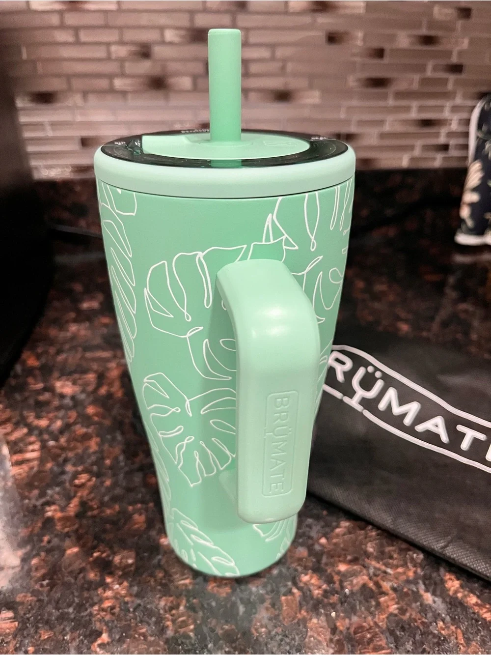 Brumate Era 40oz Monstera
